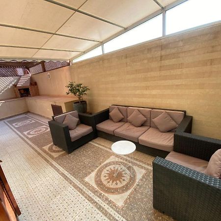 Stylish Gueliz Apartment With Beautiful Terrace Marrakesh Exteriör bild