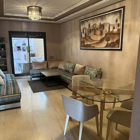 Stylish Gueliz Apartment With Beautiful Terrace Marrakesh Exteriör bild