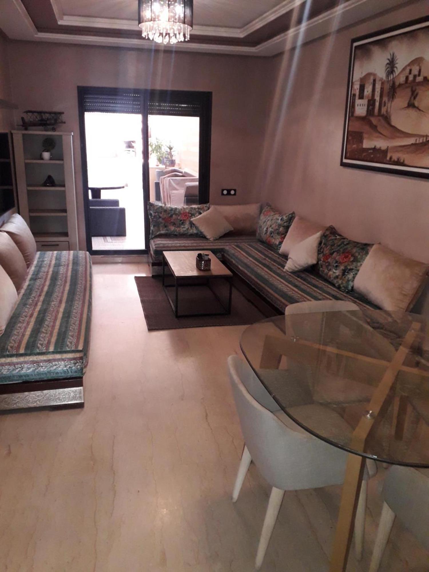 Stylish Gueliz Apartment With Beautiful Terrace Marrakesh Exteriör bild