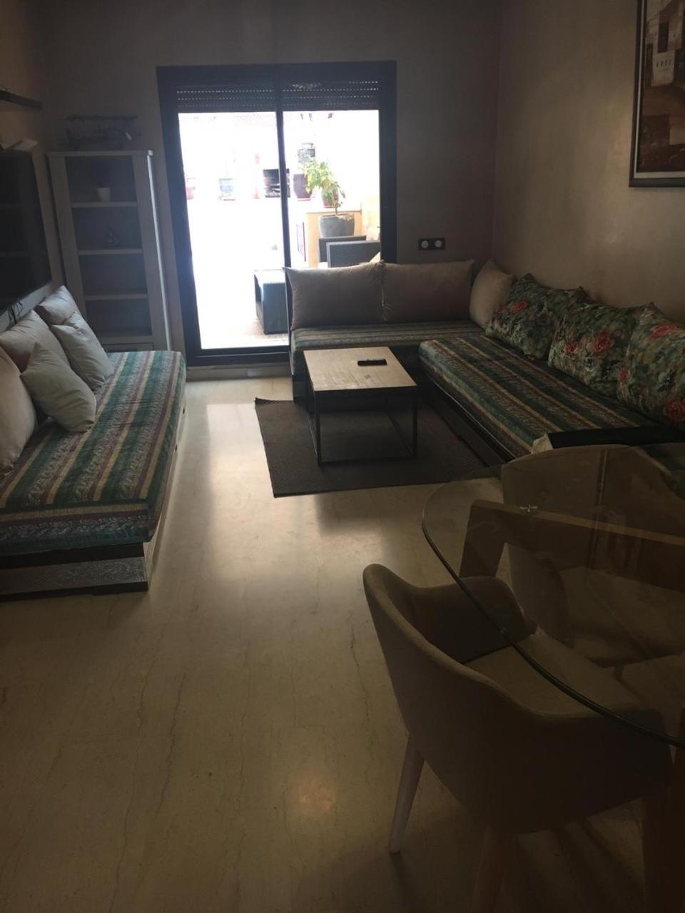 Stylish Gueliz Apartment With Beautiful Terrace Marrakesh Exteriör bild